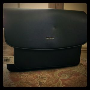 NWT Pixie Mood Zoe Crossbody